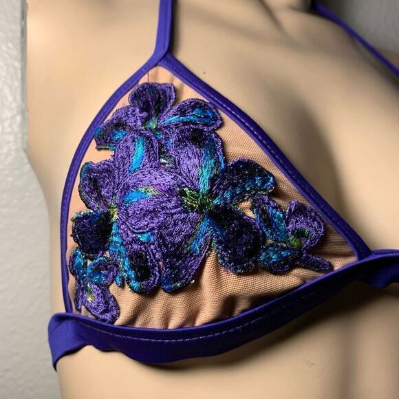 Beach Bunny Bikini Set - Picture 2 of 5